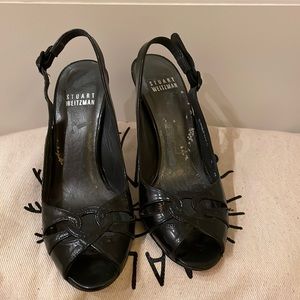 Women’s size 4, 3.75 inches tall